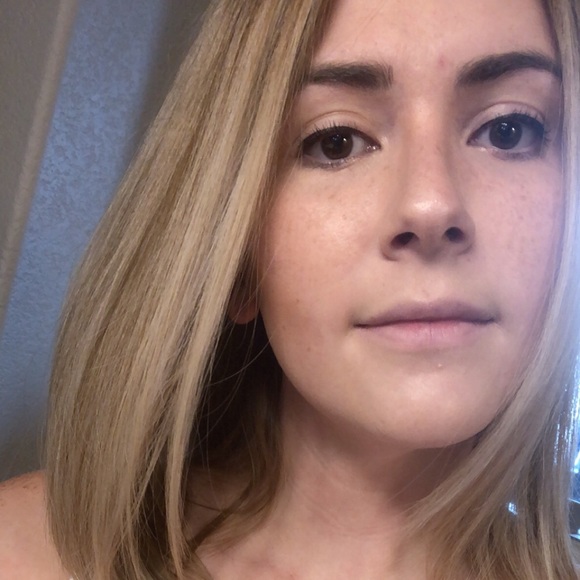 Meet your Posher, Ashley - Picture 1 of 1